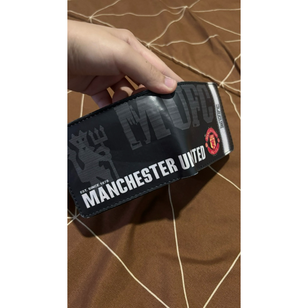 Dompet Cowok Manchester United PRELOVED‼️