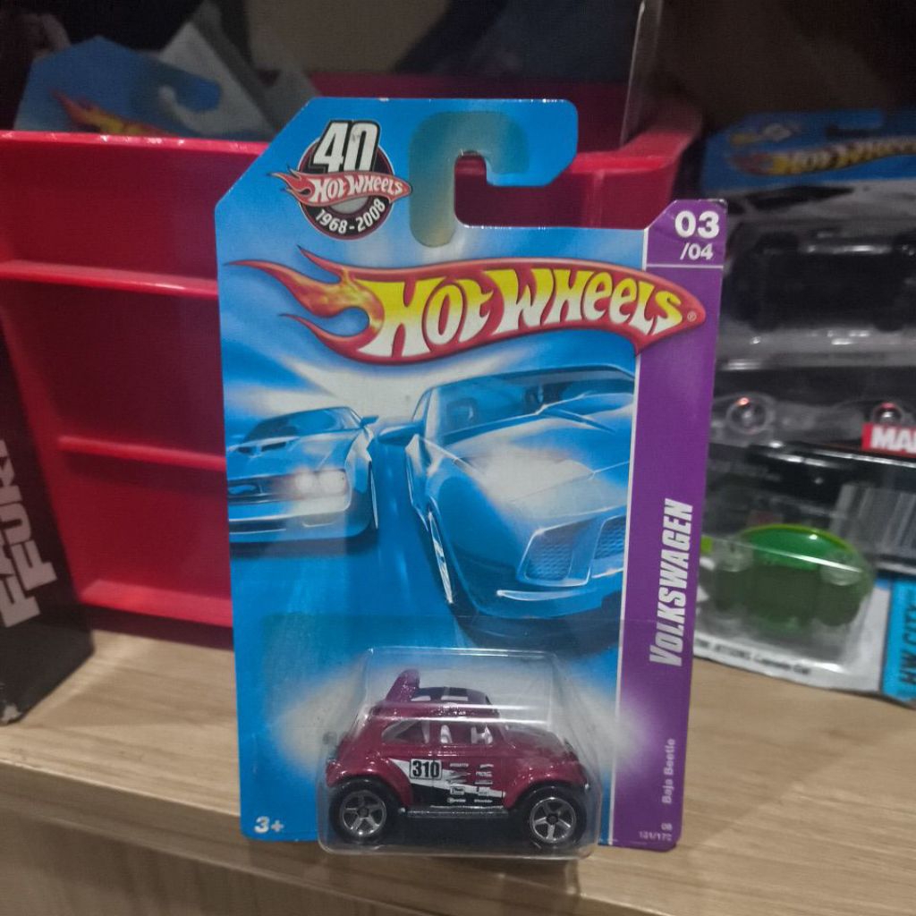 Hot Wheels - Volkswagen Baja Beetle Merah No.310 Red