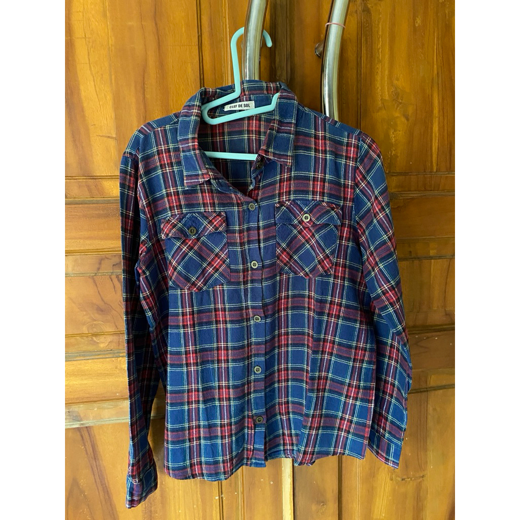 preloved kemeja by Clef De Sol