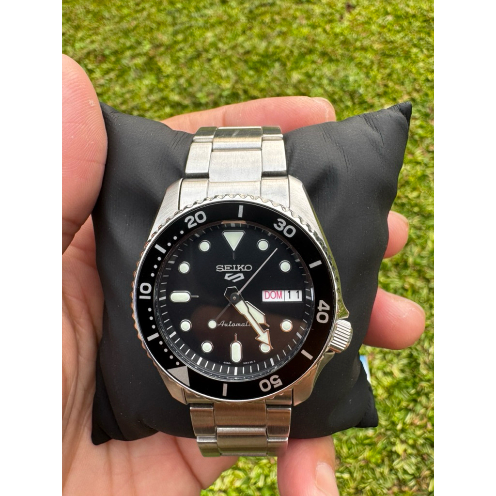 Seiko 5 Sport SKX - bekas pemakaian (mulus)