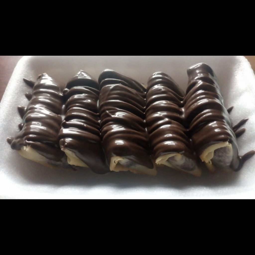 

Lumpia Ubi (Frozen) siap goreng