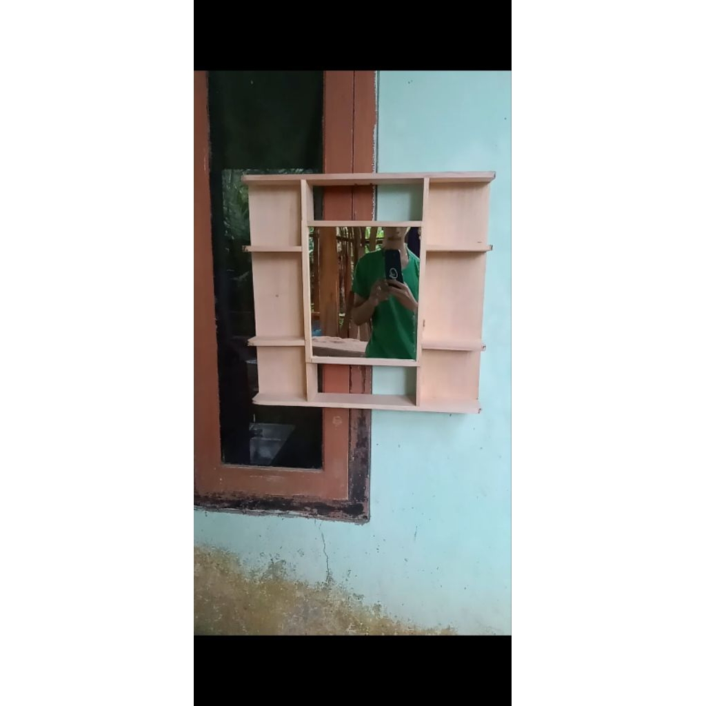 RAK MAKE UP KAYU + KACA AKRILIK