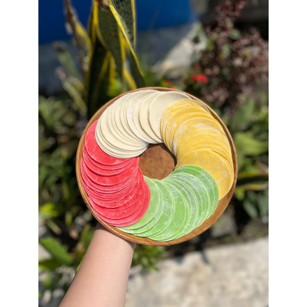 

KULIT DIMSUM MIX 4 WARNA UKURAN 8CM (PUTIH MERAH HIJAU KUNING)