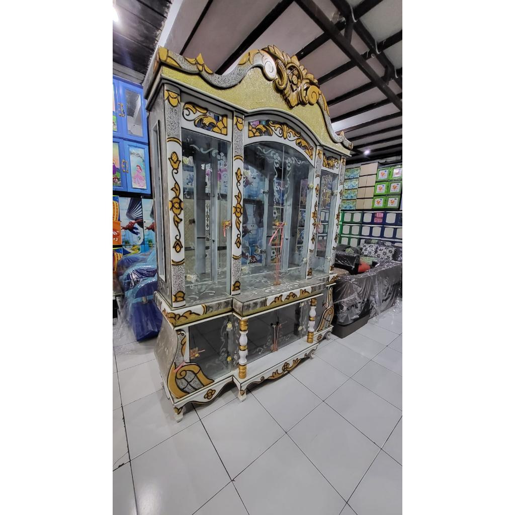 LEMARI HIAS / DISPLAY UKIR 4 PINTU KACA