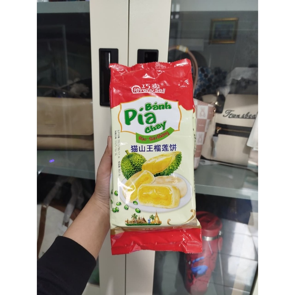 

Pia Durian Bánh Pía Chay