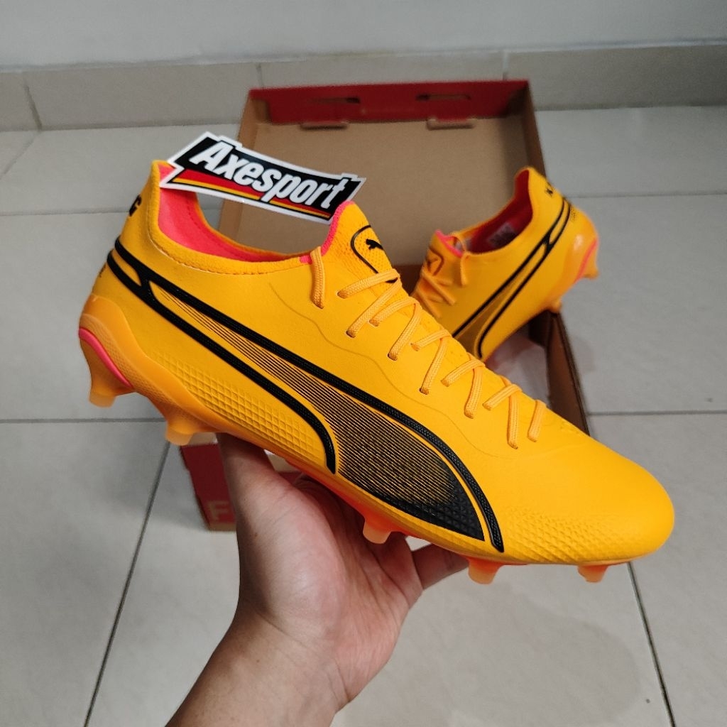 Sepatu Bola Puma King Ultimate FG/AG - 107563-08 Original