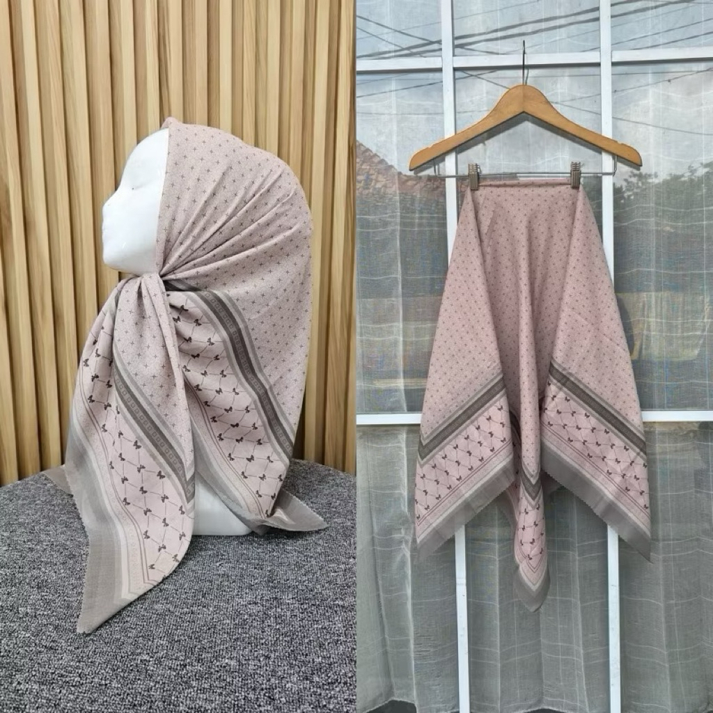 HIJAB VOAL MOTIF PRINTING PREMIUM SEGIEMPAT COKSU/CREAM