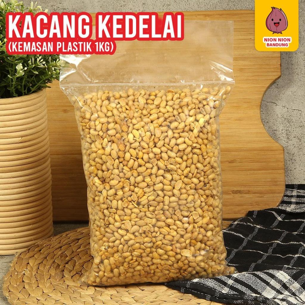 

Kacang Kedelai Goreng 1Kg – Kacang Kedelai Original Gurih Renyah Tanpa Kulit Siap Makan