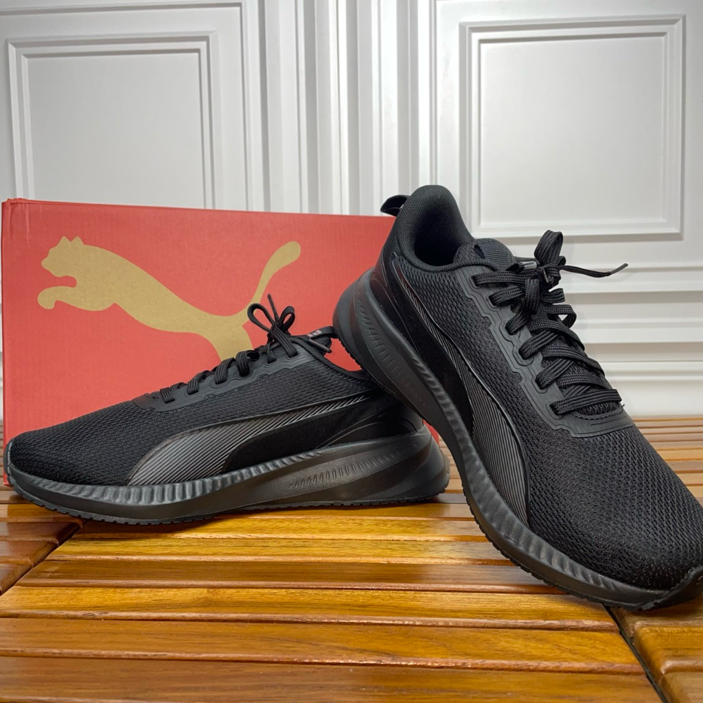 pumpum Puma New Unisex Running shoes Flayer 3 Hitam Sepatu lari Sepatu olahraga