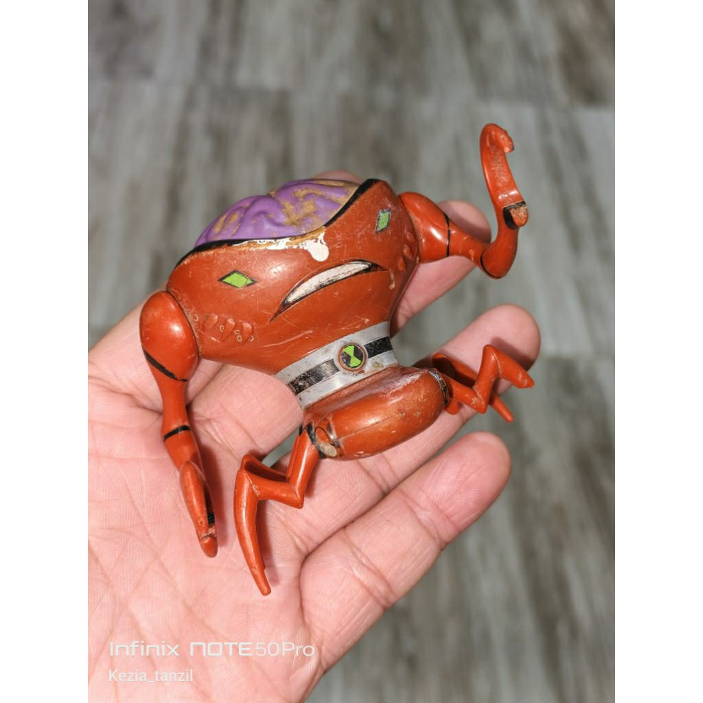 ACTION FIGURE FIGUR BEN10 BENTEN ORIGINAL BRAND ASLI MINUS JUNK CARTOONNETWORK CARTOON NETWORK CN CA