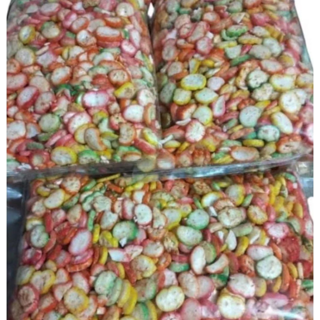 

KERUPUK KANCING PEDAS 250gr. DOMINATOR SHOP