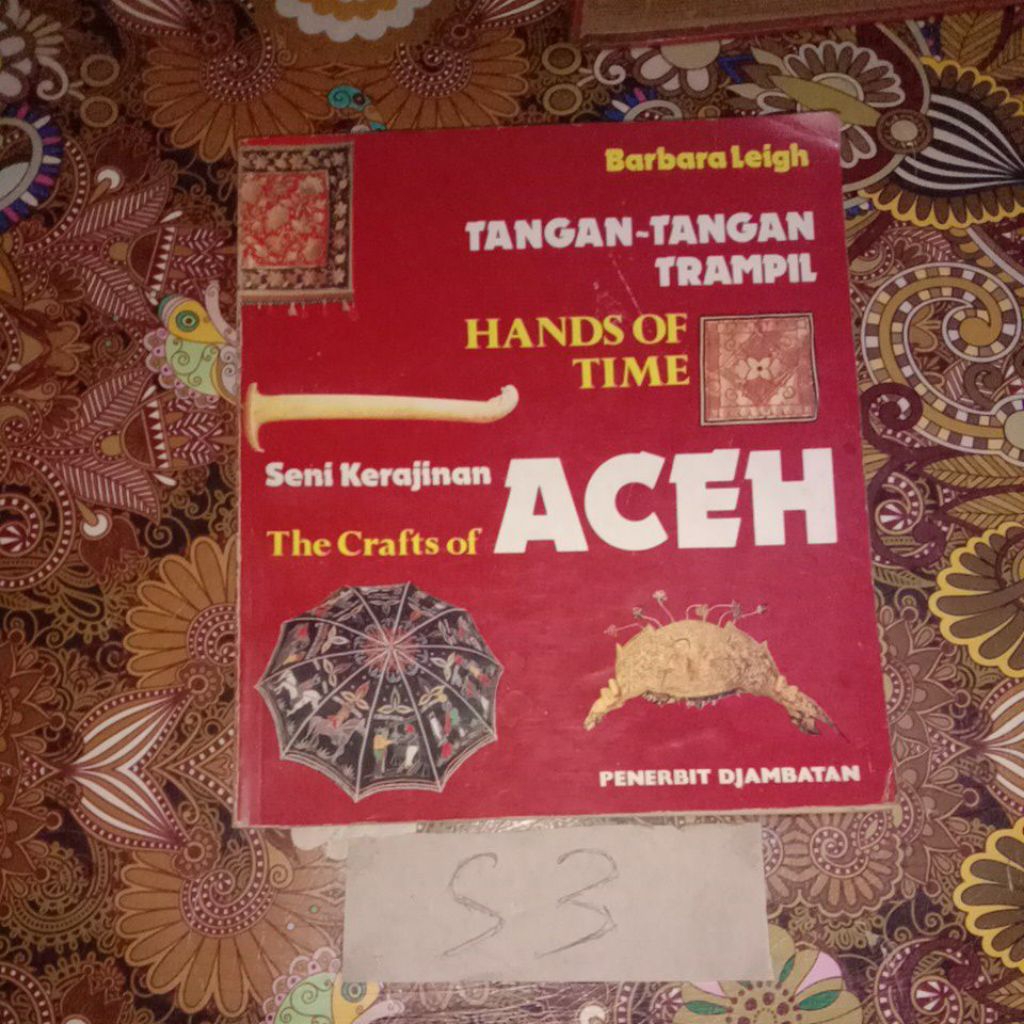 BUKU SENI KERAJINAN ACEH
