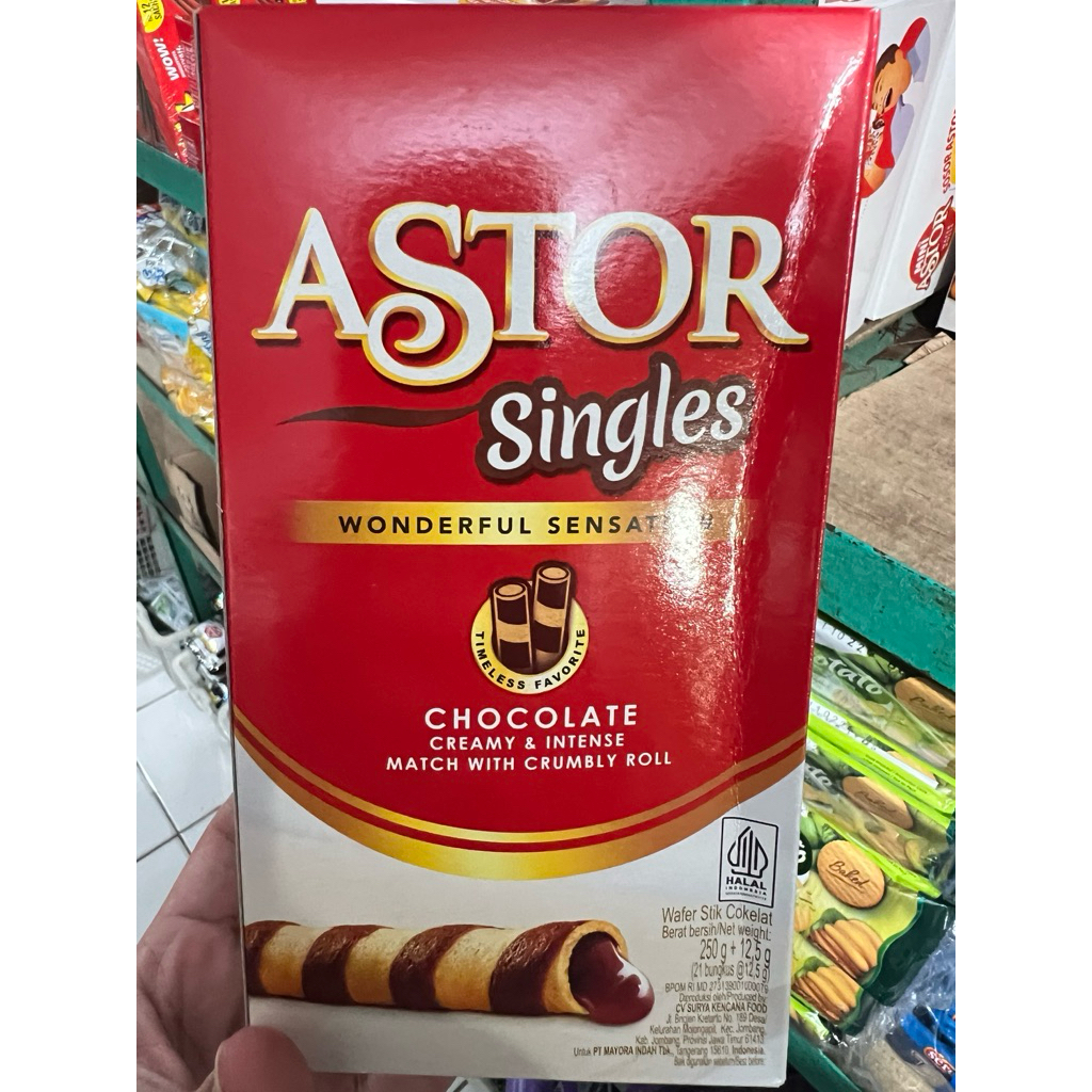 

Astor chocolate wafer 1 box isi 20 bungkus