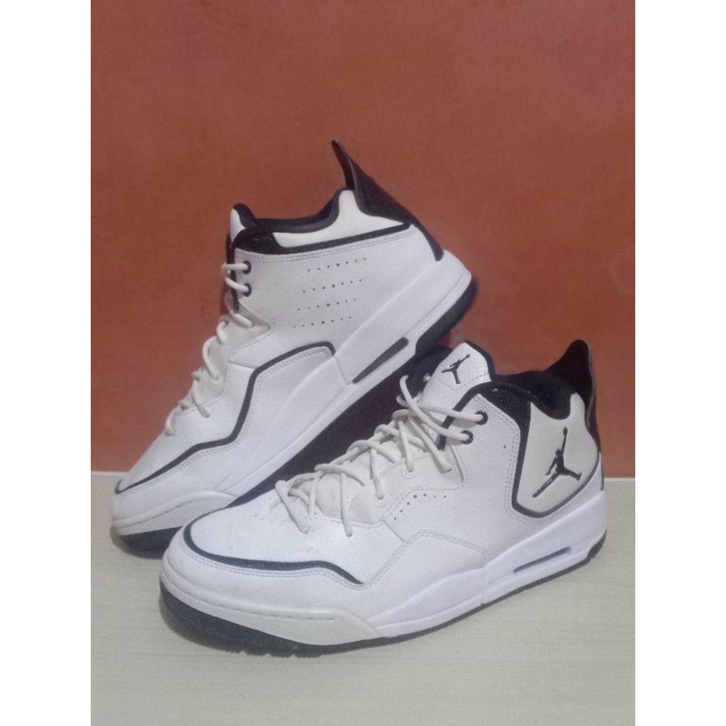 sepatu basket second size 44,5