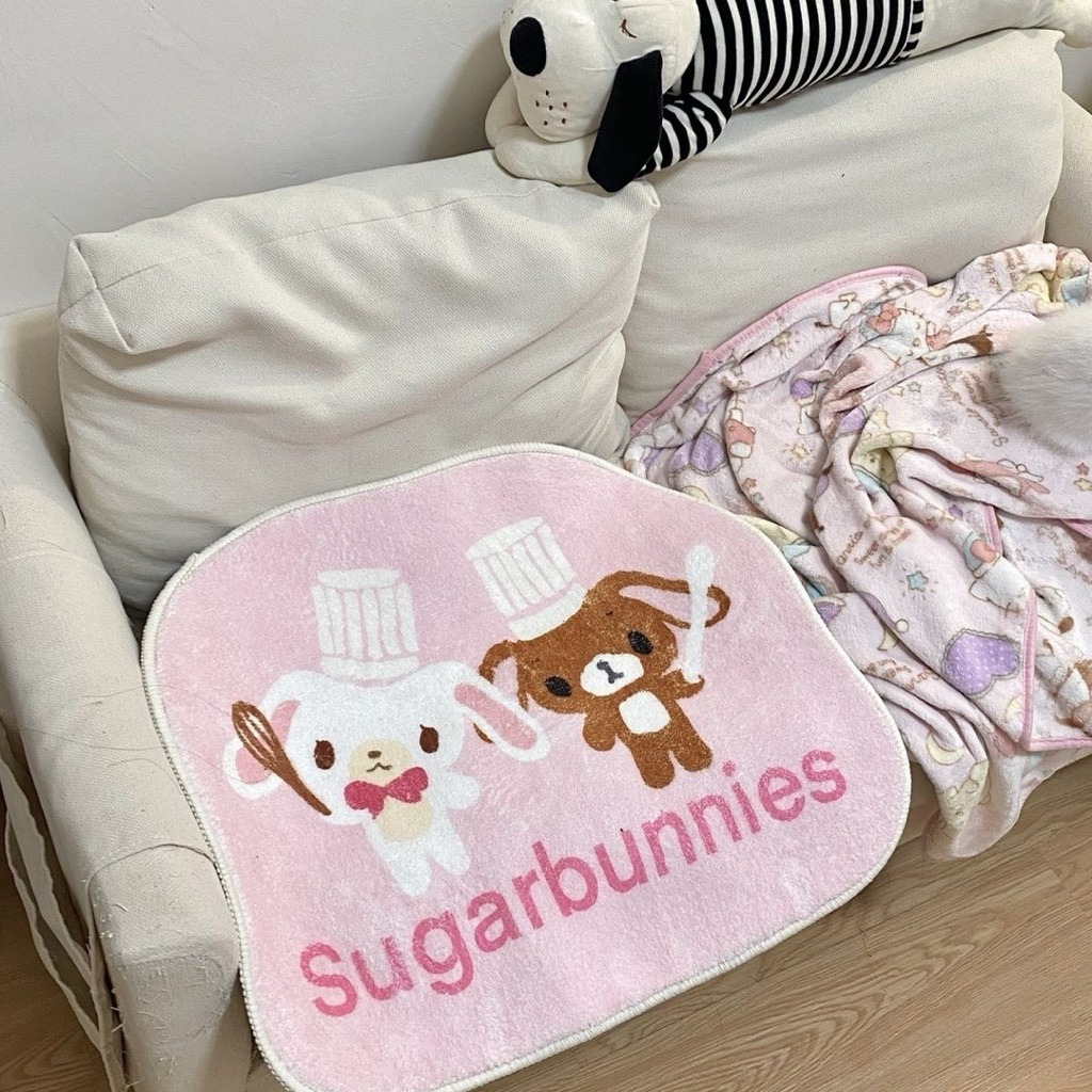 [PREORDER] Karpet Sugar Bunnies – Alas Lantai Lucu Dekorasi 50x60 cm