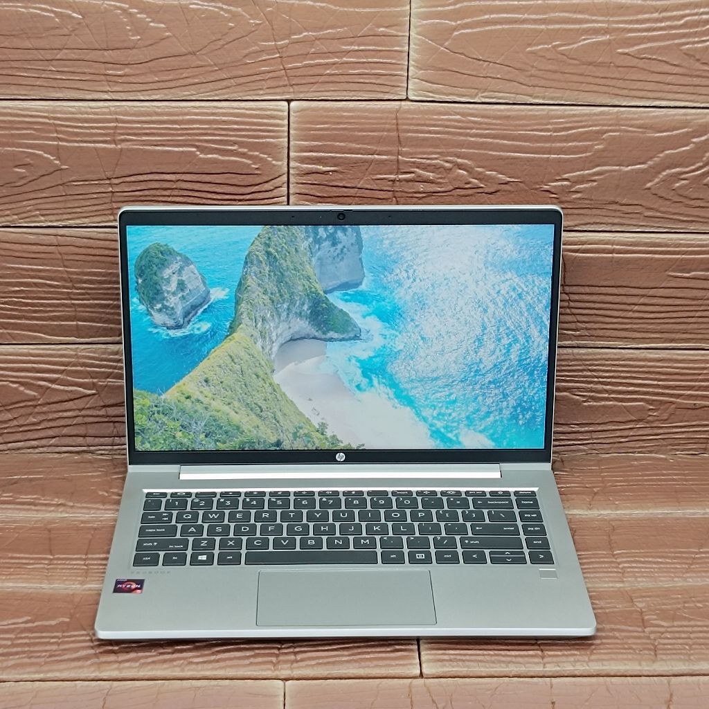 Laptop HP ProBook 445 G8 AMD RYZEN 5-5600U RAM 8GB SSD 1TB Slim
