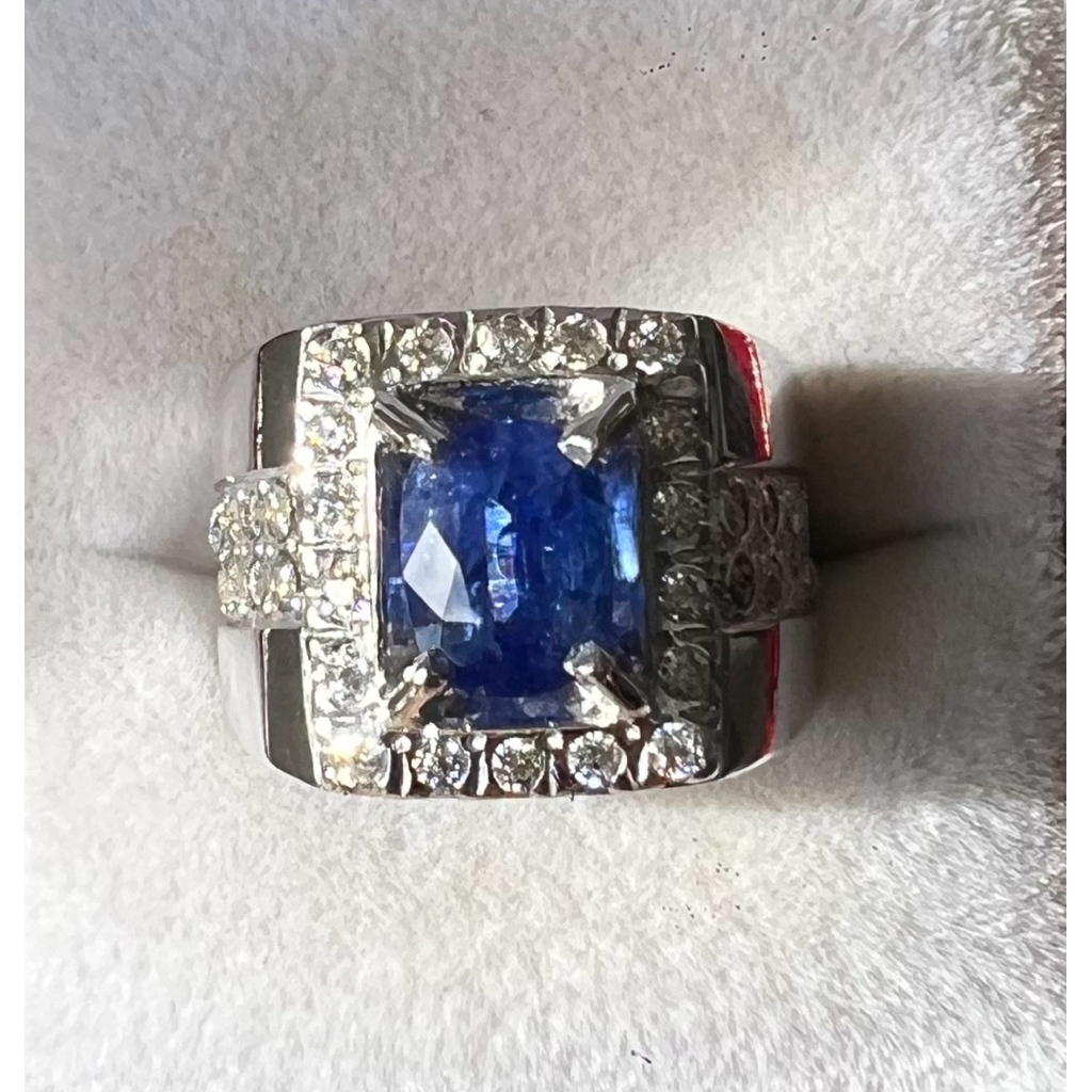 Blue saphire Srilanka Royal Blue