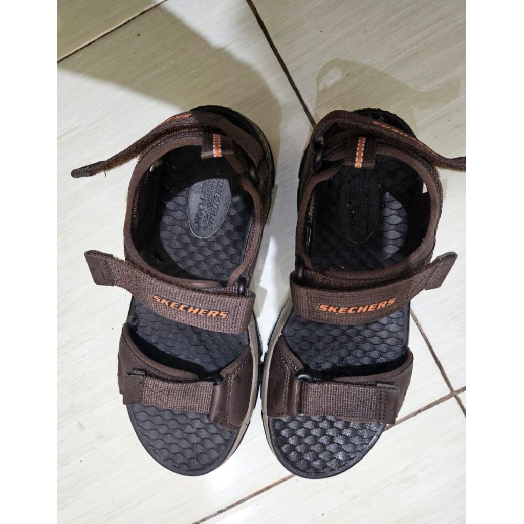 Preloved Sandal Skechers Size 39.5