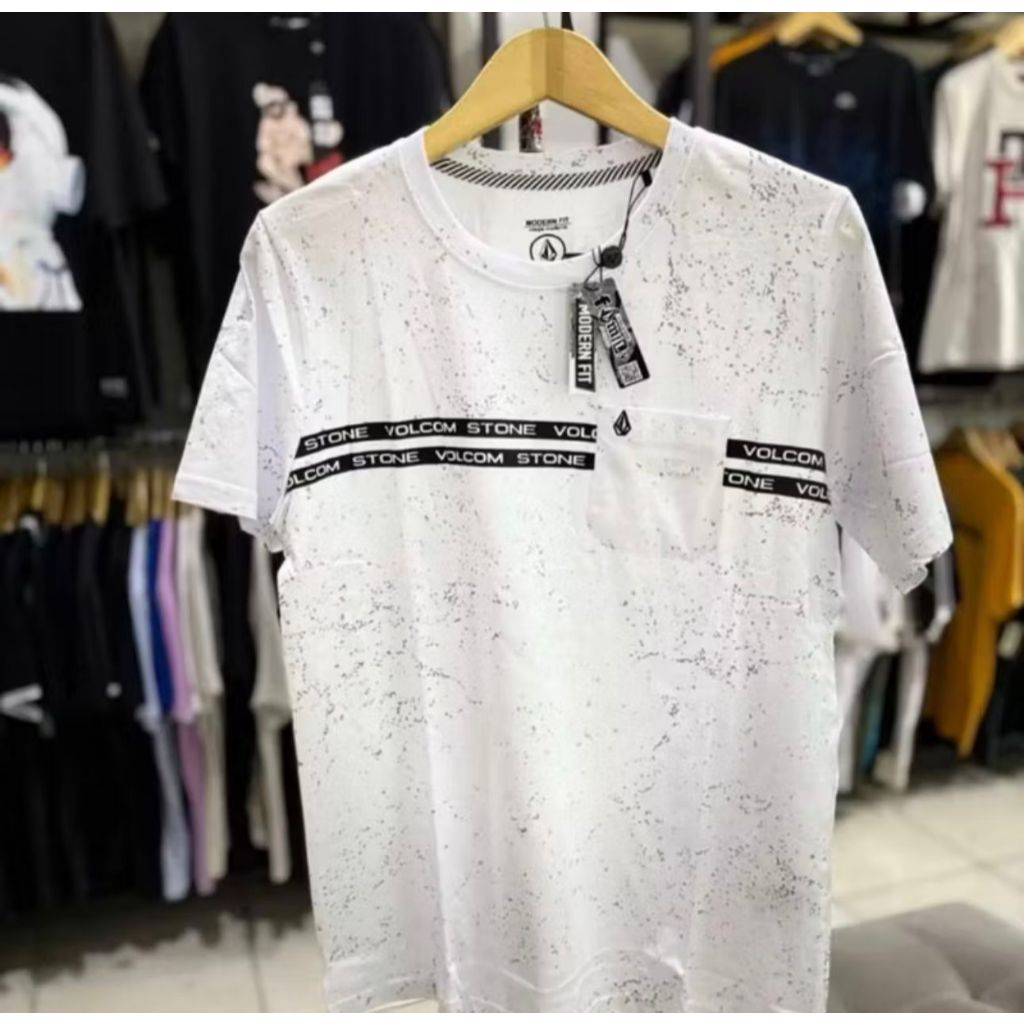 Kaos Surfing Distro Pria Pocket Hitam Putih Terbaru