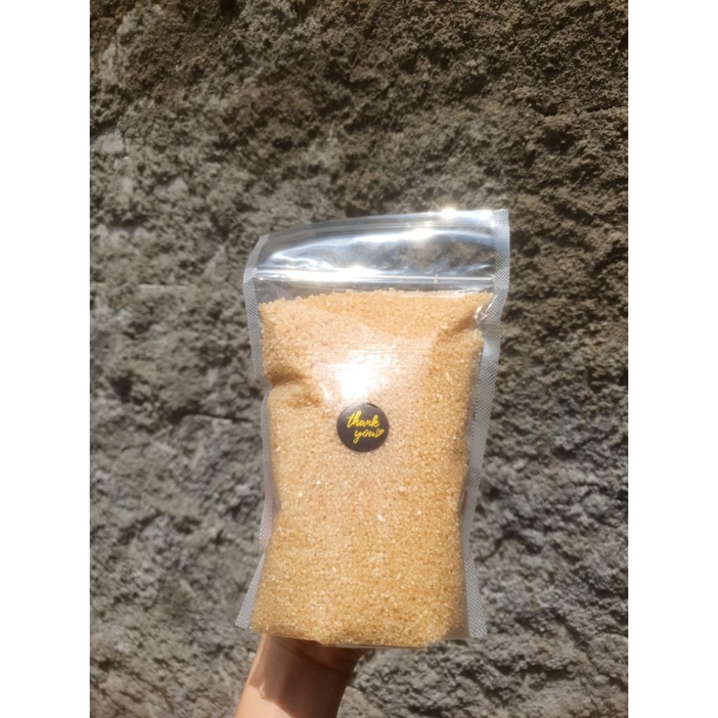 

Oyek singkong/Nasi tiwul kemasan 1 kg