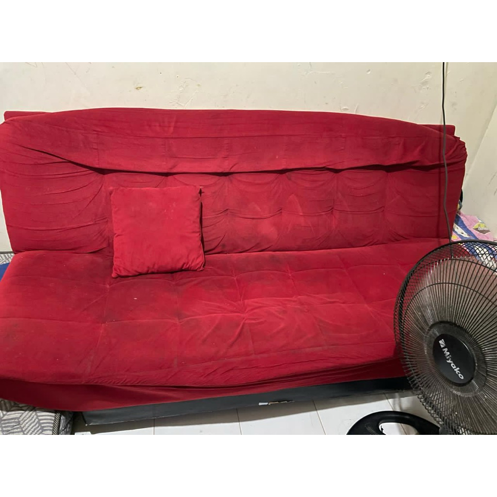 preloved sofa