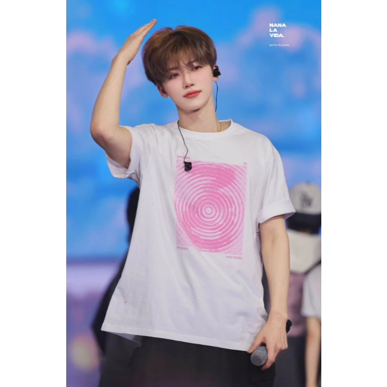 Kaos korean kpop NCT EXO sm town live 2025