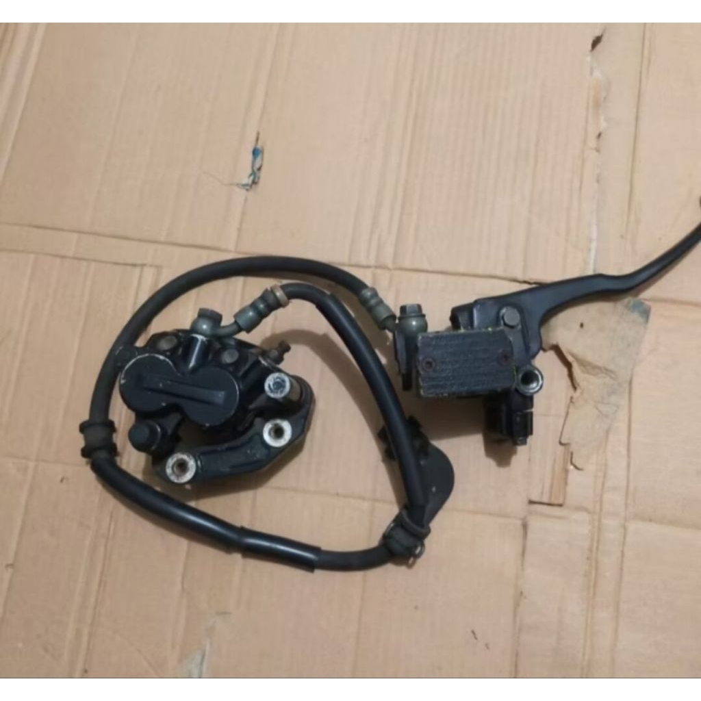 Master+Kaliper Bajaj Pulsar 135 Original Copotan