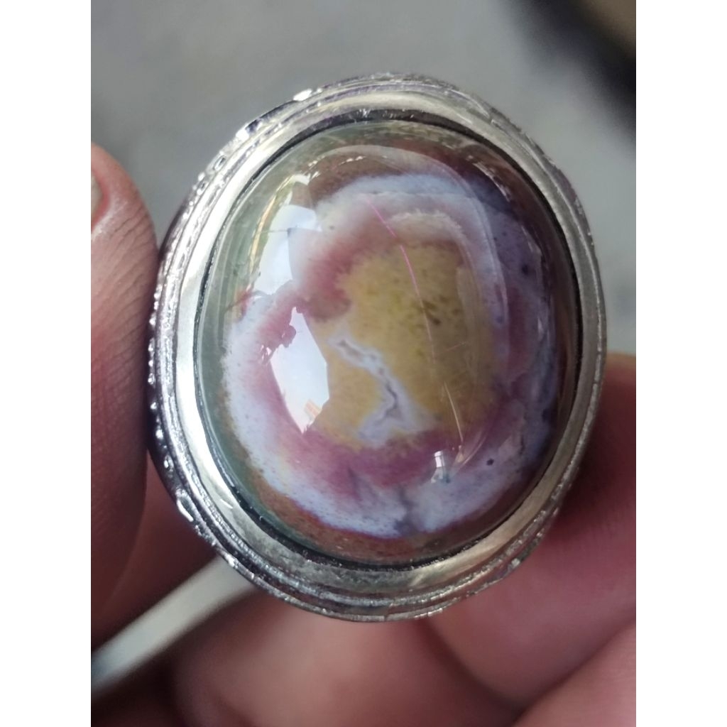 batu cincin pusar bumi