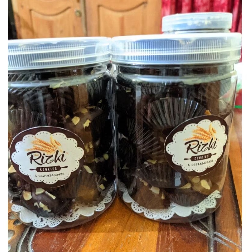 

Coklat almond