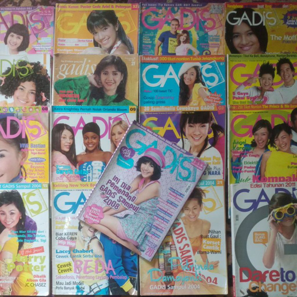 MAJALAH GADIS