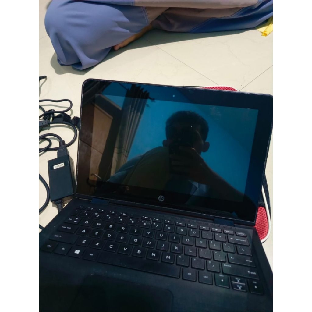 (Second) Notebook HP PAVILION 11-ab128TU X360, Celeron-N4000, Ram 4/500Gb, Touchscreen, Flip, Bisa j