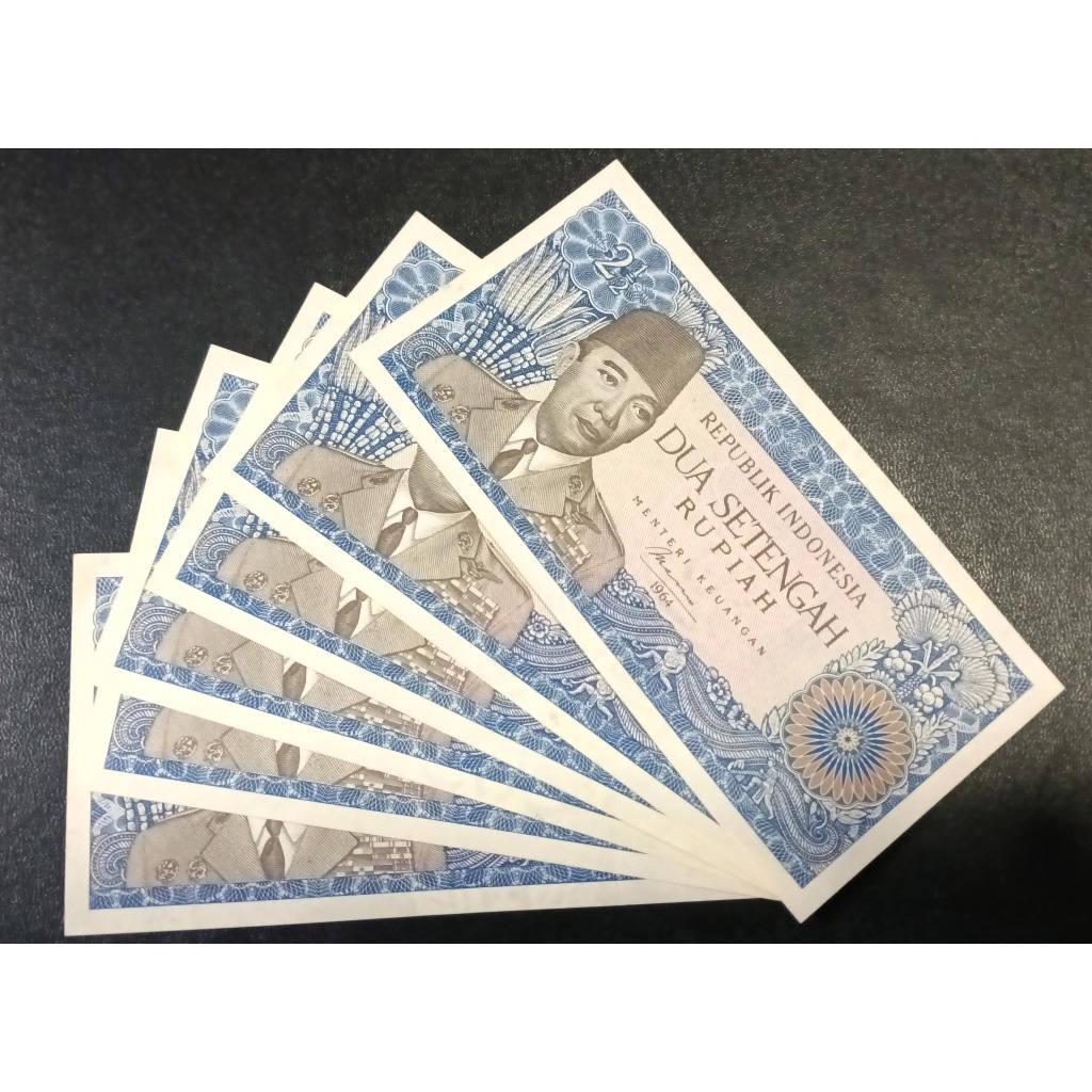 # Paket 6 lembar nomer seri urut - Uang kuno 2½ rupiah tahun 1964 seri Sukarno
