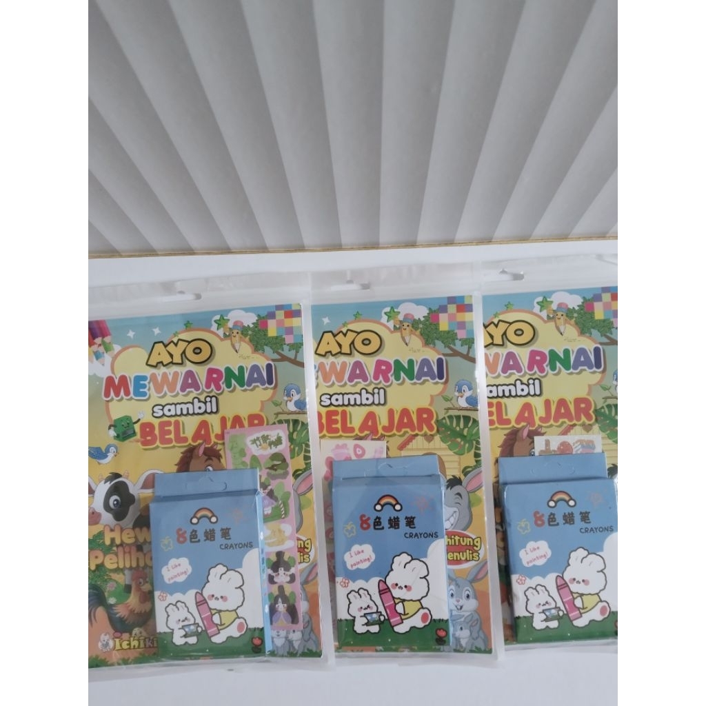 

Paket Buku Mewarnai Anak & Krayon Lucu (FREE Sticker dan Snack)