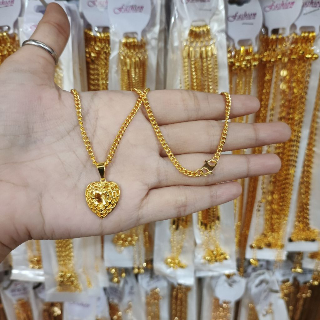 kalung wanita liontin love titanium lapis koin