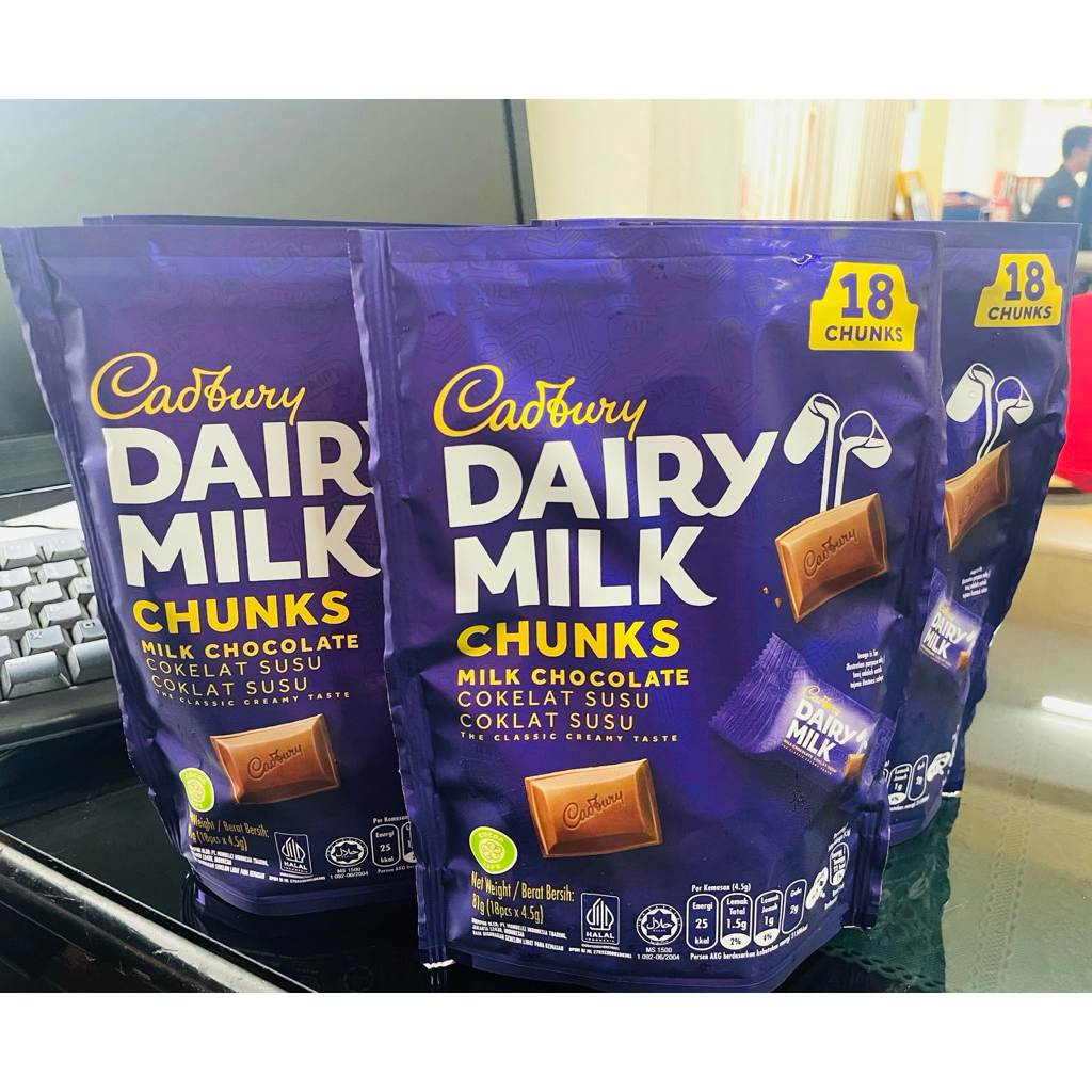 

CADBURY DAIRY MILK COKLAT MINI BITES SHAREBAG ISI 18 ORIGINAL TERMURAH SURABAYA