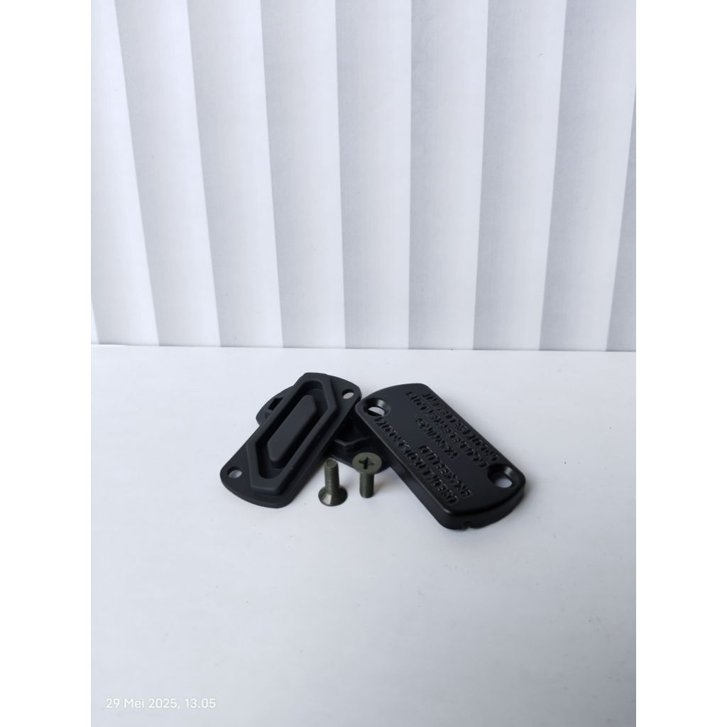 TUTUP MINYAK REM MOTOR HONDA KARISMA SUPRA BEAT BEAT FI BEAT POP VARIO UNIVERSAL