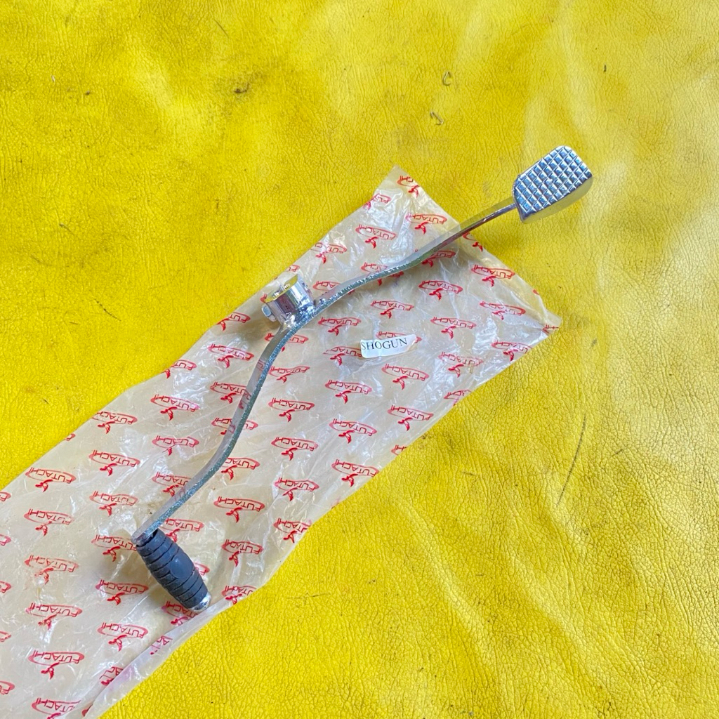 pedal persneling operan gigi suzuki shogun 110