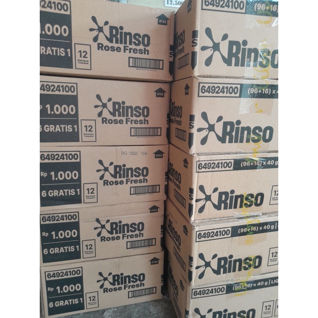 Rinso Detergent Cair Sachet 1 Dus