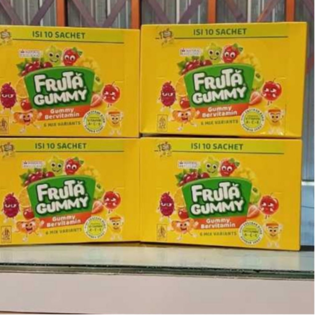 

fruta gummy 1 box isi 10 sachet bervitamin rasa buah @25g
