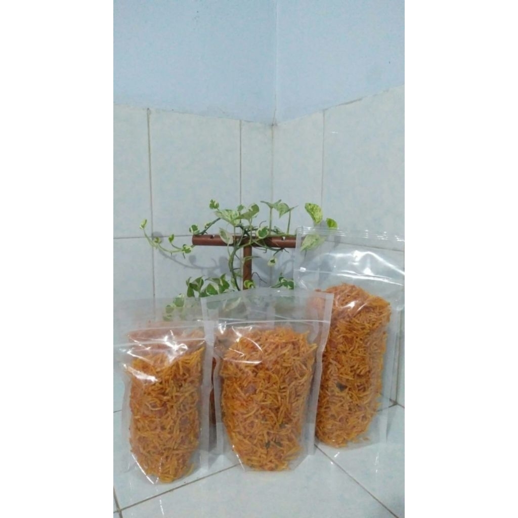 

kering kentang Mustofa 100/200/250 gram
