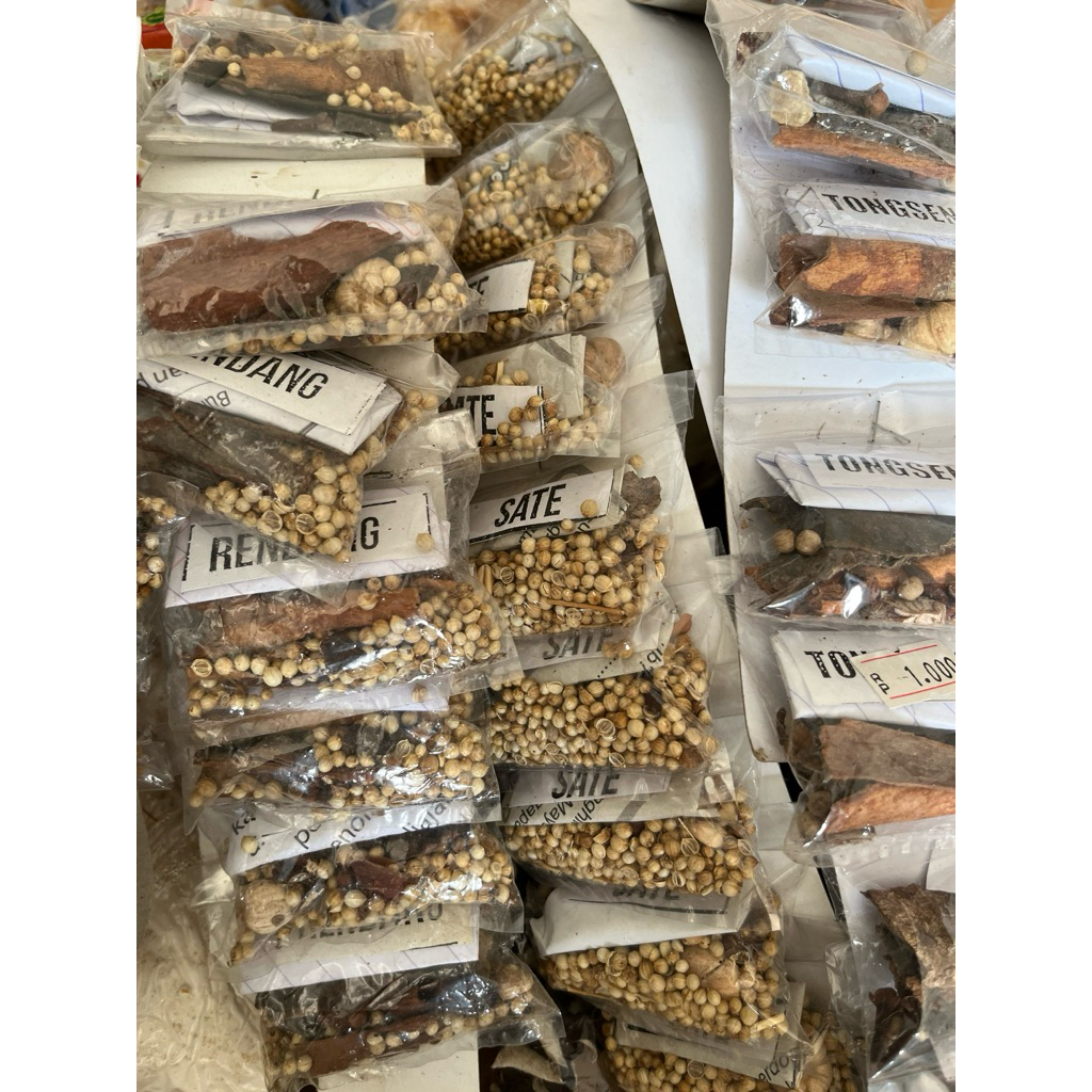 

Aneka bumbu racik uleg