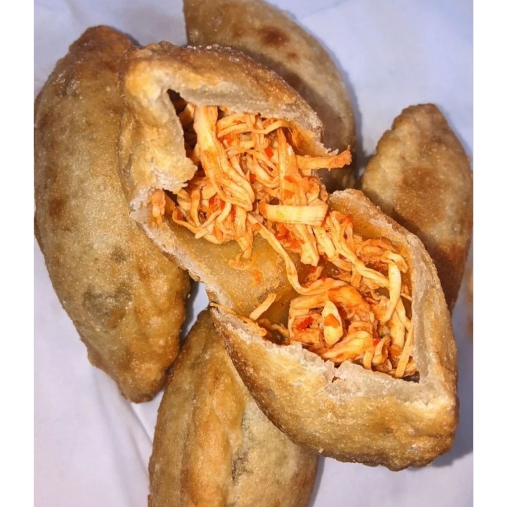 

Cireng isi Devian / dapat 10 pcs cireng / varian ayam pedas