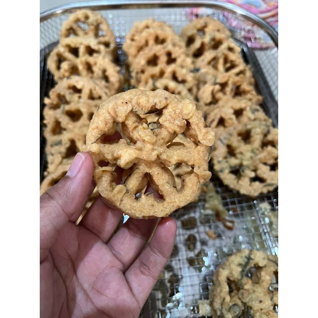 Peyek Oyot / Peyek Kembang Goyang Kacang / Rempeyek Kacang
