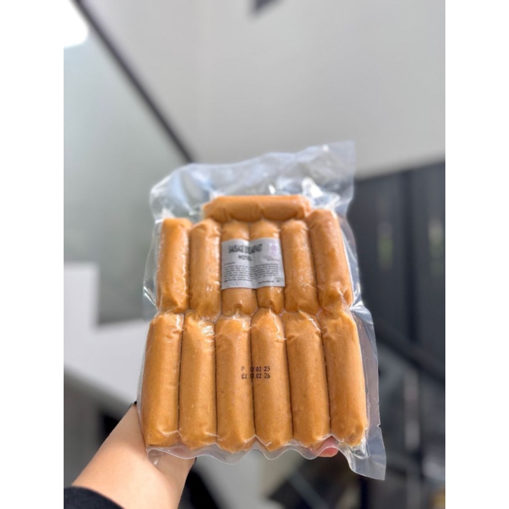 

Sosis Hotel Frozen Full Daging Halal Enak & Higienis