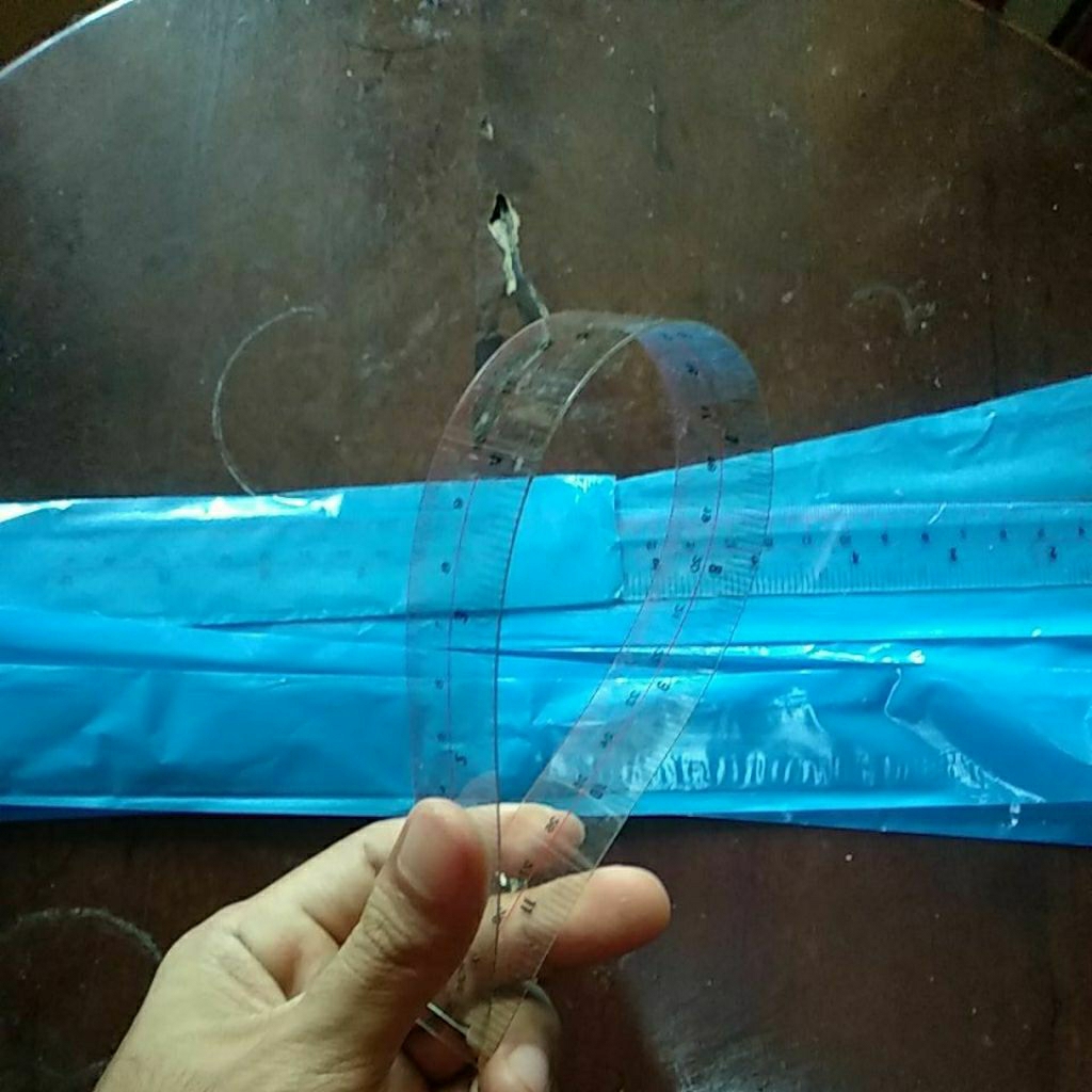 

[12 pcs] Selusin Penggaris Rol Mika Plastik Tidak Patah 30 cm