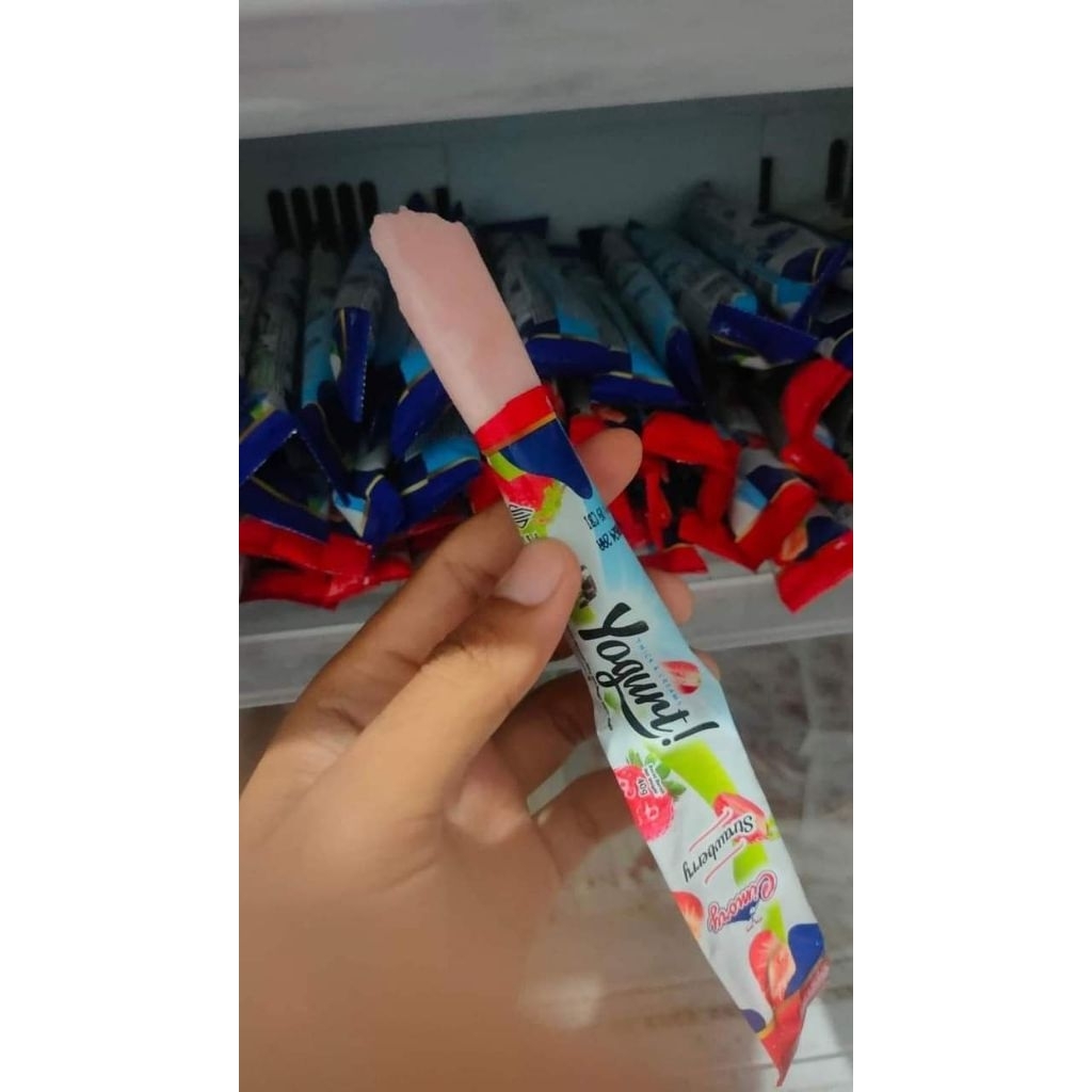 

Cimory Yogurt Stik 40gr isi 25/box mix rasa