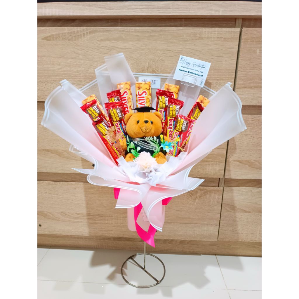 

buket wisuda mix Snack cokelat
