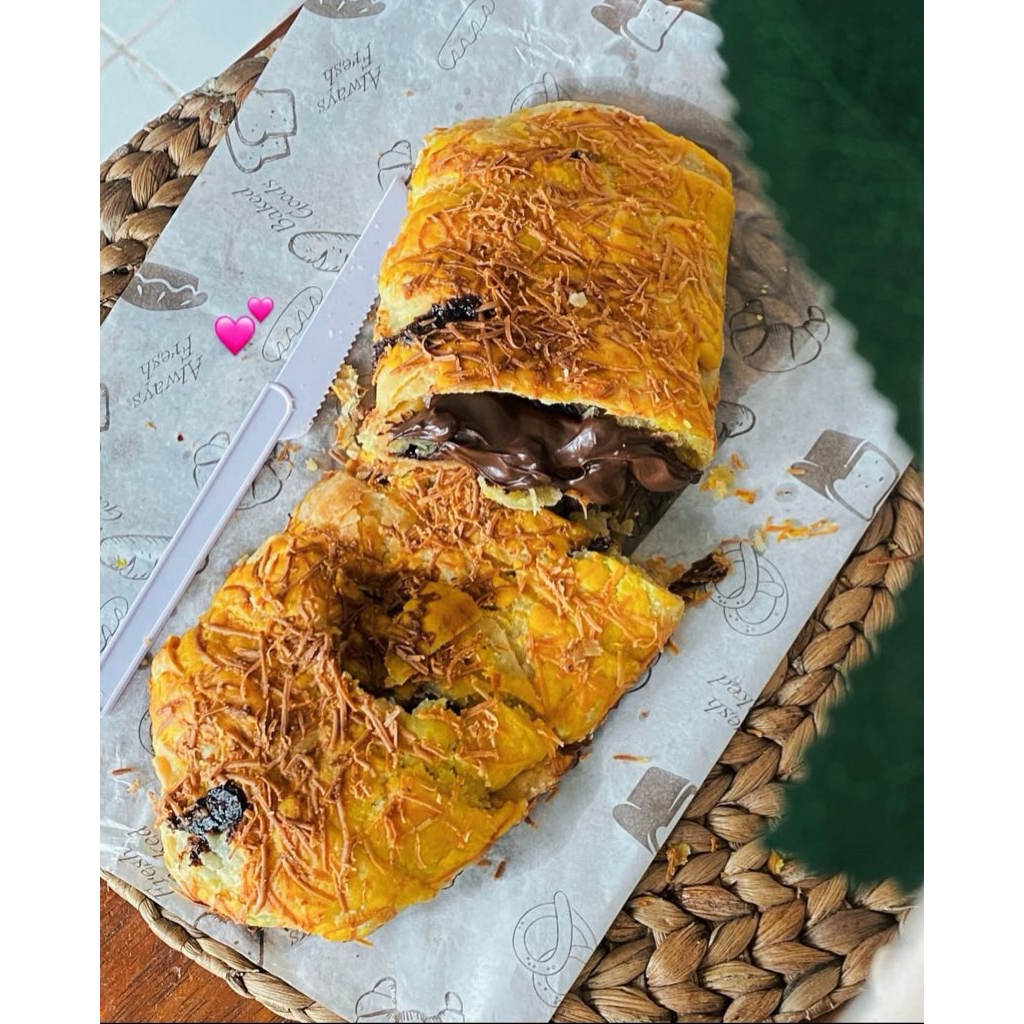 

Banana strudel by glacshop
