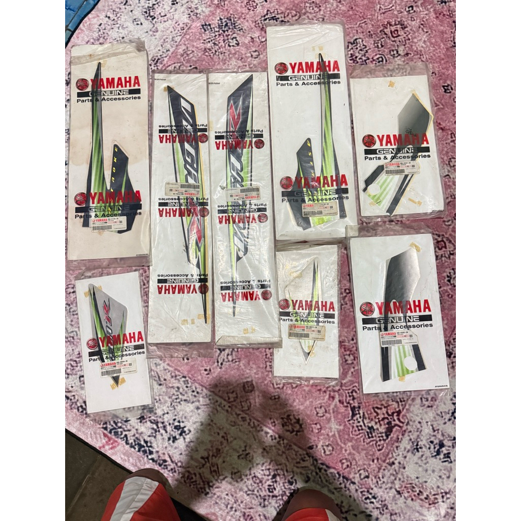 Striping List Stiker Yamaha Vega R New 2006 Silver Hitam Original Ori asli Yamaha Genuine Part