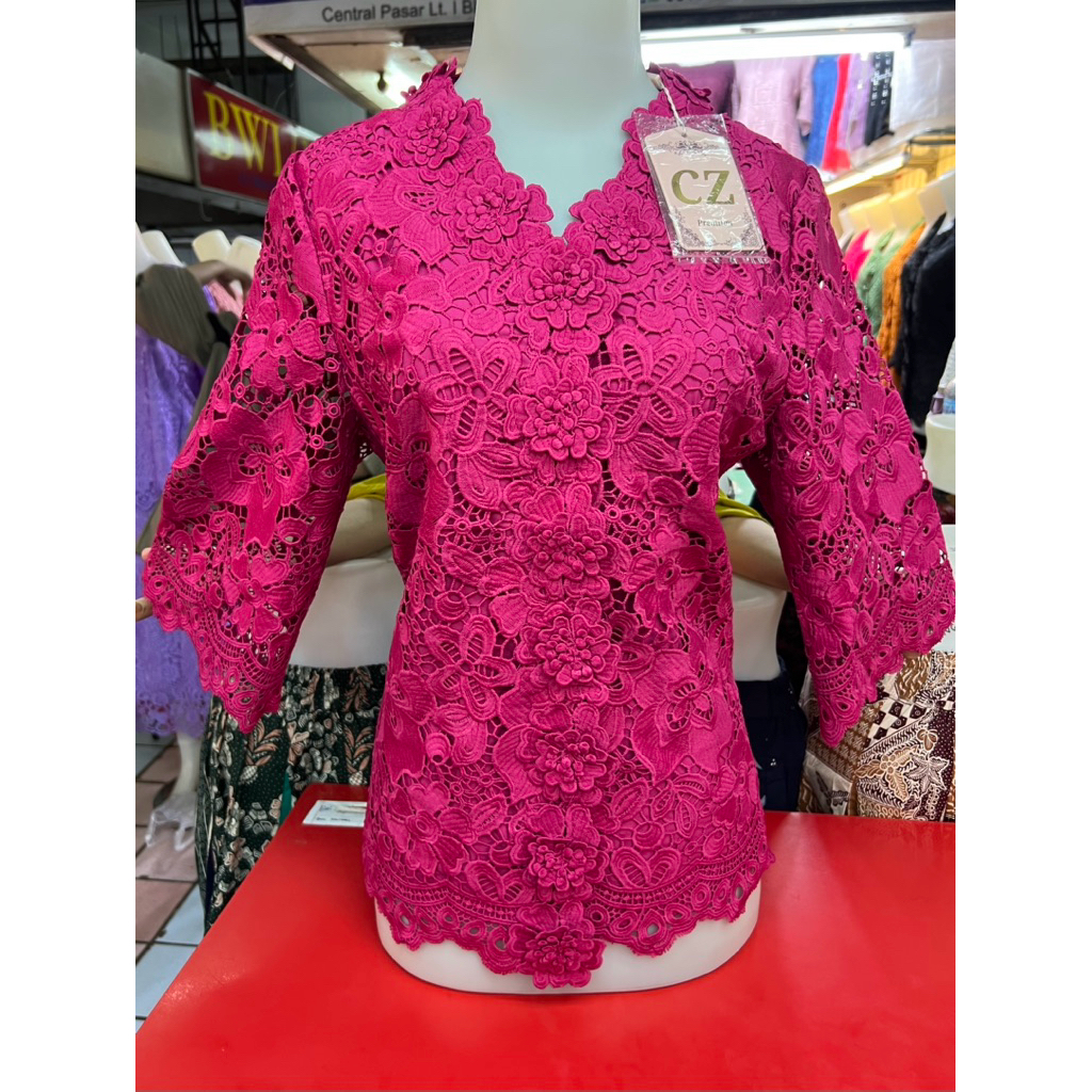 Kebaya Brokat CZ Premium